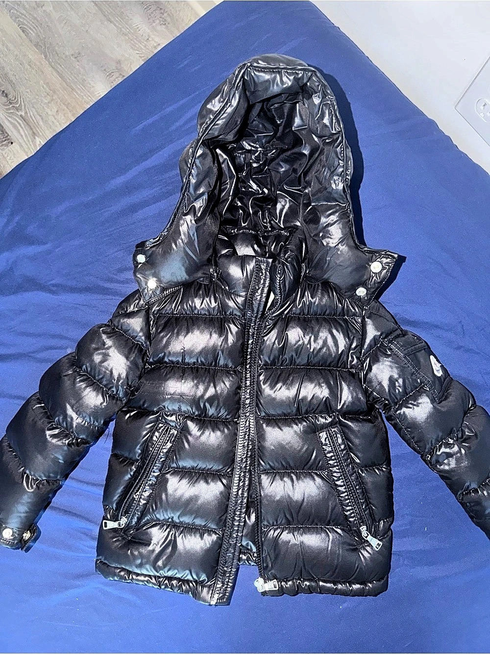 Moncler Girls Size 4 Black Puffer Jacket Like New